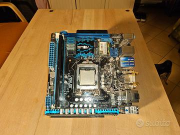 PC ASUS P8Z77-I Deluxe + Intel i5-2500K + 8GB RAM