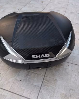 Bauletto SHAD SH47 + Portapacchi 

Portapacchi