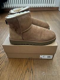 UGG Originali  Nuove – Mai Usate, Taglia 41
