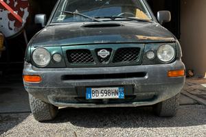 Nissan terrano