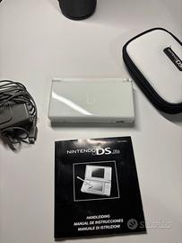Nintendo DS lite