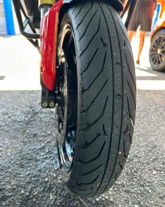 Gomme Pirelli Angel GT 2