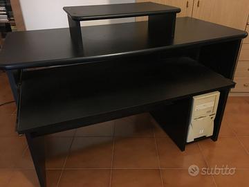 Scrivania porta computer