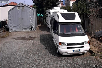 Rimessaggio coperto camper , roulotte , Limbiate