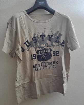 T-shirt Vintage Polo Style – Beige Grafica College