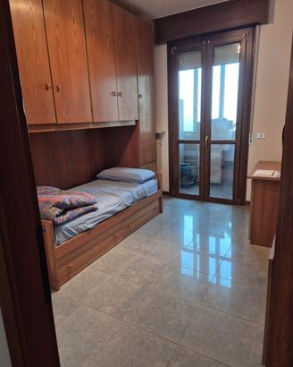 armadio a ponte, letto singolo, scrivania libreria