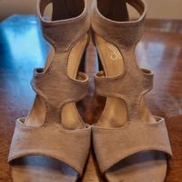 Sandalo color cipria/beige