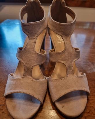 Sandalo color cipria/beige
