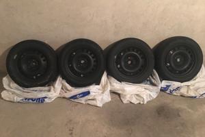 Quattro cerchi usati su Opel Astra 2008