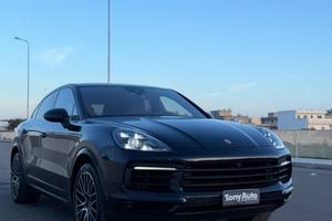 Porsche Cayenne Coupé 3.0 V6 E-Hybrid TETTO,INTERN