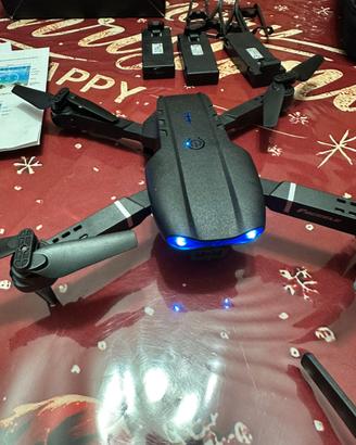 Drone con videocamera e 5 batterie