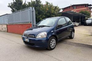 Toyota Yaris 1.0i 16V cat 3 porte Sol
