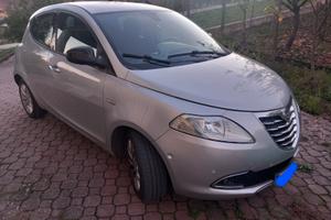 Lancia ypsilon 1.3 mjet 95 cv
