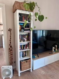 Libreria HEMNES Ikea