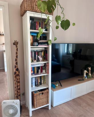 Libreria HEMNES Ikea