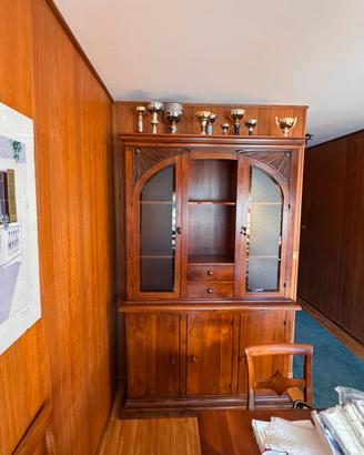 Credenza