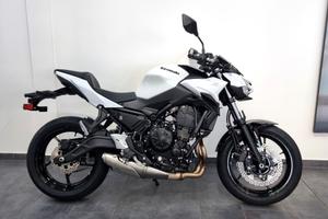 Kawasaki Z 650 Z650 PROMO 800 EURO