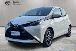 Toyota Aygo 1.0 x-play 5p