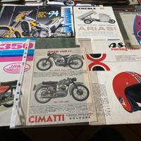 Raccolta depliant, moto e accessori d’epoca