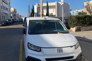 Fiat Doblo’ 4a serie allestito per disabili ENTRA