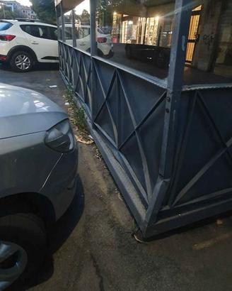 Pedana esterna per locale