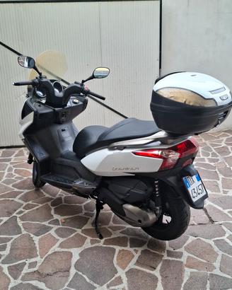 scooter kymco 300 i