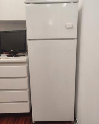 Frigo da incasso con congelatore