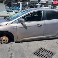 FORD FOCUS 2012 SOLO PER RICAMBI