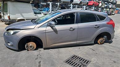 FORD FOCUS 2012 SOLO PER RICAMBI