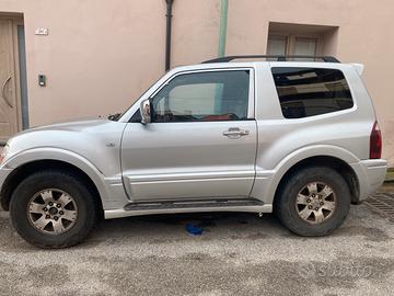 Mitsubishi pajero anno 2003 cambio automatico