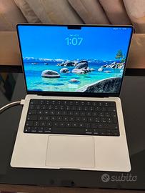 MacBook Pro M4 Pro 24GB/512GB