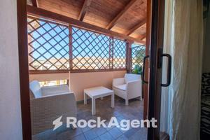 GRAZIOSO APPARTAMENTO CON FINITURE DI PREGIO A STI