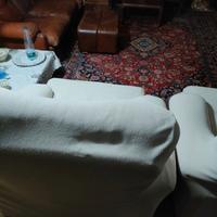 SALOTTO CON DIVANO 1 + 2 + 3 POSTI + 2 POGGIAPIEDI