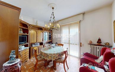 LUMINOSO TRILOCALE CON BOX IN ZONA BORGOMISTO