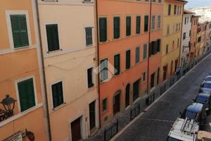 3 LOCALI A SAN VITO ROMANO