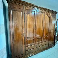 Armadio classico in legno