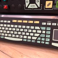 OSAI NUMERICAL CONTROL 93000599U WINMEDIA KEYBOARD