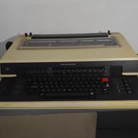 Macchina da scrivere elettronica Triumph
