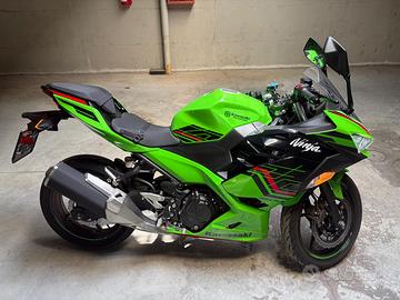 Kawasaki Ninja 400