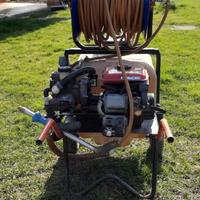 MOTOPOMPA IRRORATRICE CARRELLATA