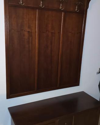 Appendiabiti con cassapanca