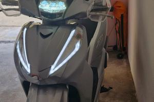 Honda SH 300 keyless