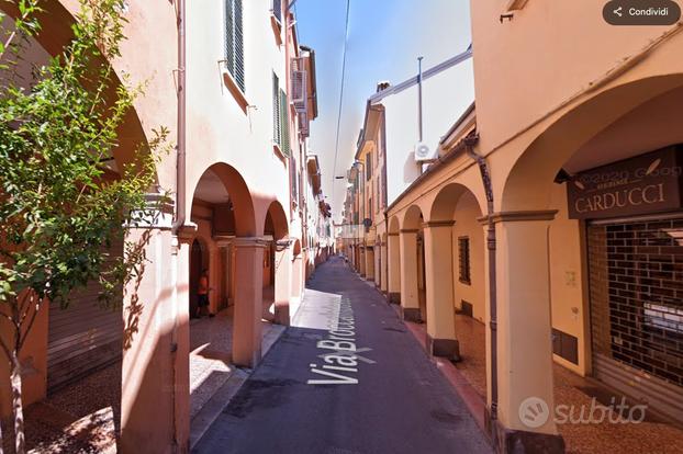 Monolocale in Porta San Vitale - 500 EURO