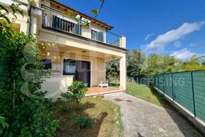 Villa a schiera Forano [Cod. rif 3268294VRG]