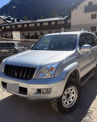 Toyota land cruiser 120