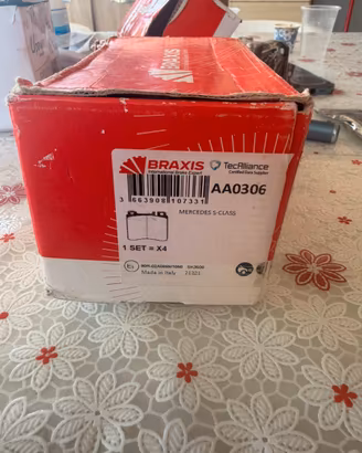 Pastiglie freno anteriori mercedes classe S (w140)