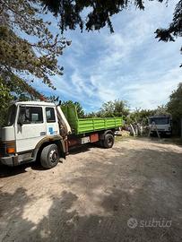 Iveco 135-17 ribaltabile con GRU Bonfiglioli