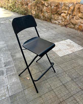 sgabelli pieghevoli n. 6 con poggiapiedi neri