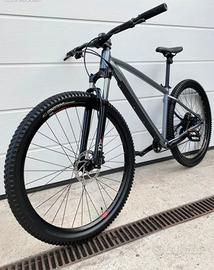 Rockrider Explore 520 XL