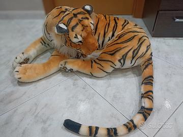 orsacchiotto tigre gigante con trigotto